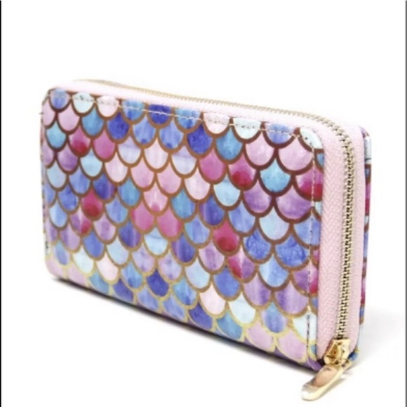 🧜🏻♀️New Mermaid Scales 3D Hologram Wallet💗 - Picture 2 of 3